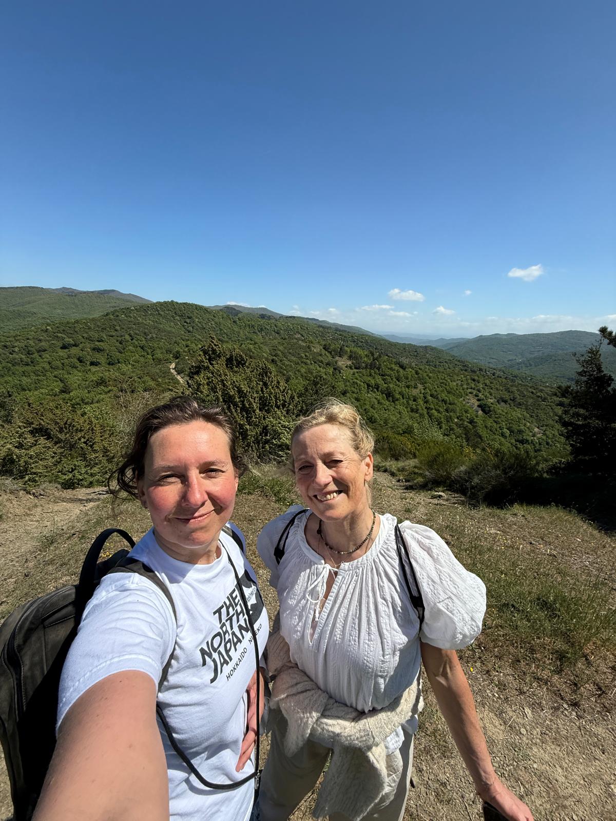 Katka en Janine samen in Toscane